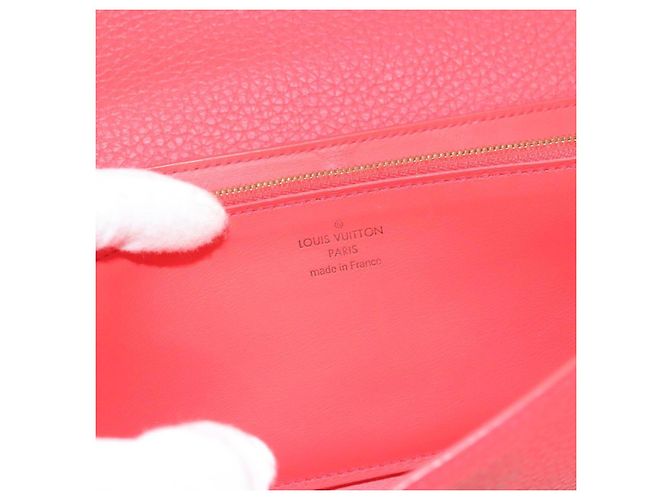 Louis Vuitton Capucines Long Wallet Leather Red - view 6