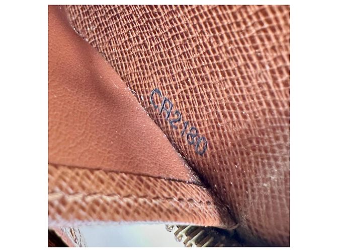 Cartera Zippy Louis Vuitton Castaño - vista 16