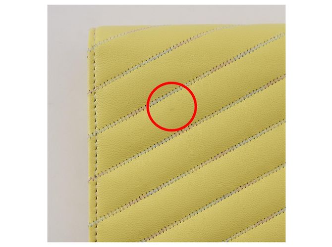 Portafoglio lungo V Stitch di Chanel Giallo - vista 13