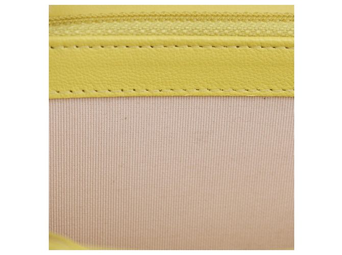 Portafoglio lungo V Stitch di Chanel Giallo - vista 15