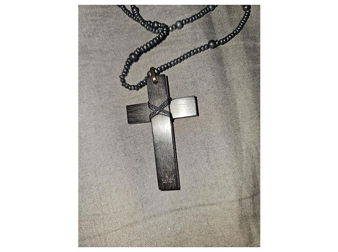 Collana Gucci in legno di ebano con croce Nero - vista 4
