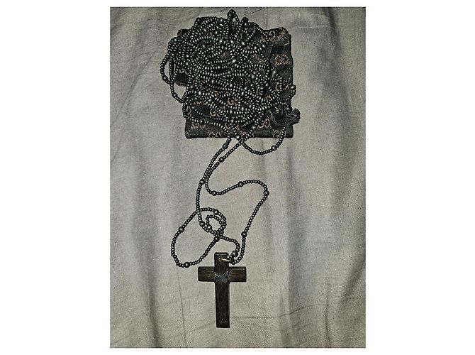 Collana Gucci in legno di ebano con croce Nero - vista 6