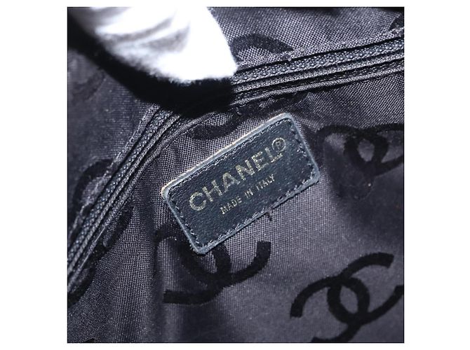 Chanel Surpique Boston Quilted Leather Large Negro - vista 6