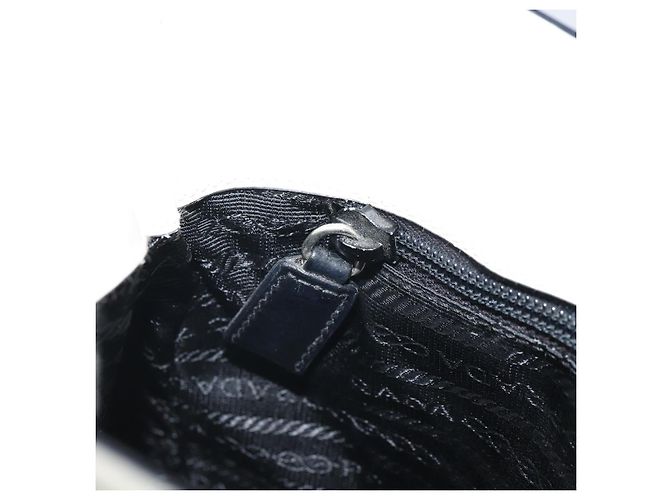 Borsa a spalla PRADA in pelle verniciata bianca argento Auth 162846 Bianco - vista 19