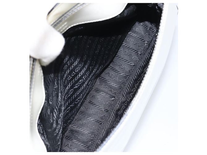 Borsa a spalla PRADA in pelle verniciata bianca argento Auth 162846 Bianco - vista 22