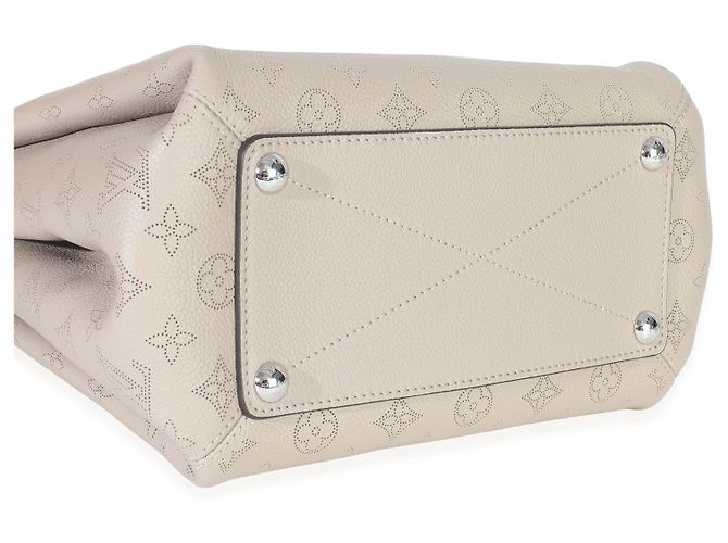 Louis Vuitton Galet Monogram Mahina Babylone con tracolla e manico Marrone - vista 5