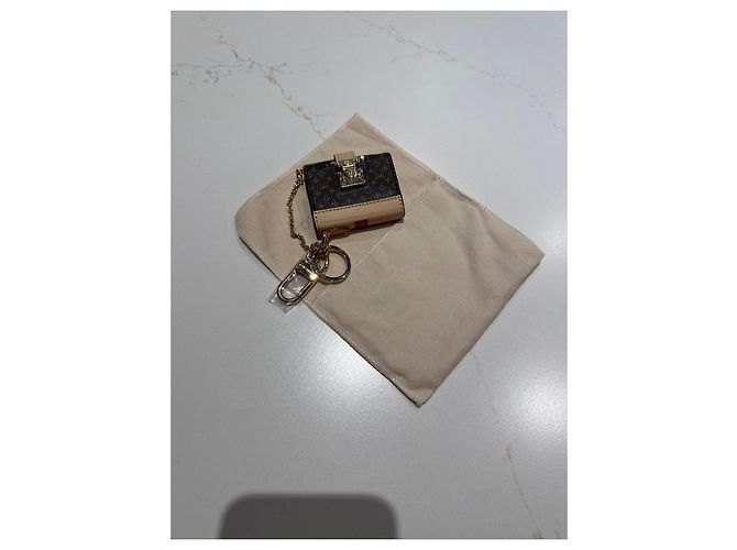 Louis Vuitton Monogram Mini Notebook Charm Braun - Ansicht 11