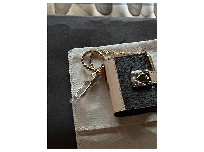 Louis Vuitton Monogram Mini Notebook Charm Braun - Ansicht 3