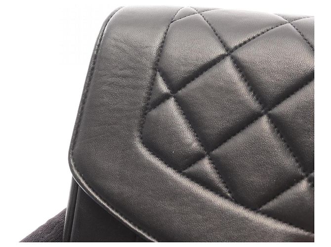 Borsa a Spalla Chanel Matelassé Diana Flap Nero - vista 11
