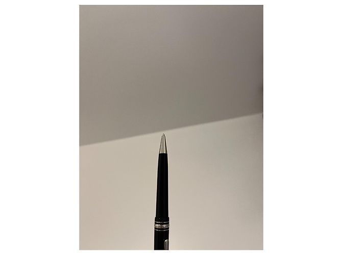 Montblanc Stylo-Bille Meisterstück Classique Platiné Noir Argenté - vue 3