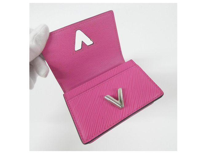 Estuche para tarjetas Multicart Epi Twist Louis Vuitton Rosa - vista 5