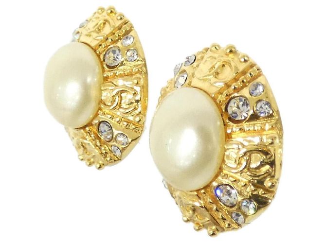 Orecchini a clip dorati e bianchi di Chanel Bianco D'oro - vista 2