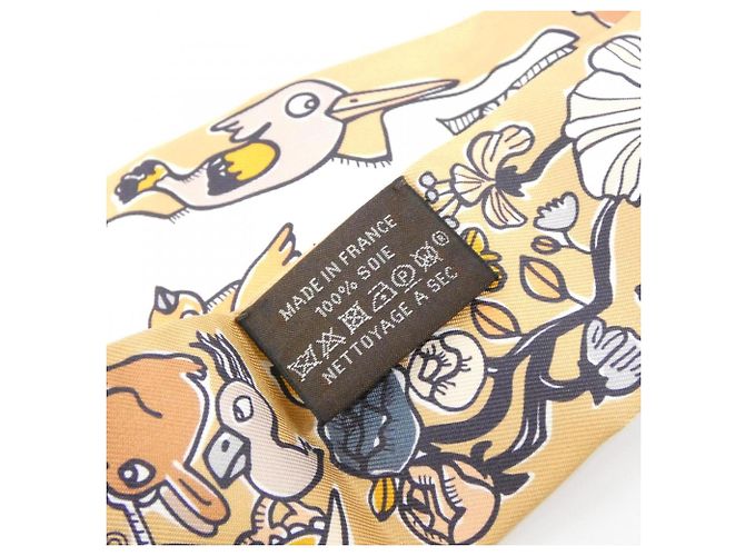 Silk In Foulard Twilly Mille e Un Conigli di Hermès Beige - vista 3