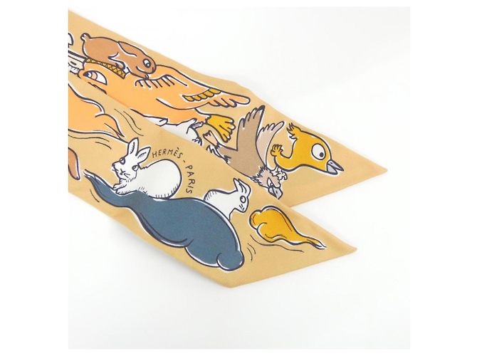 Silk In Foulard Twilly Mille e Un Conigli di Hermès Beige - vista 2