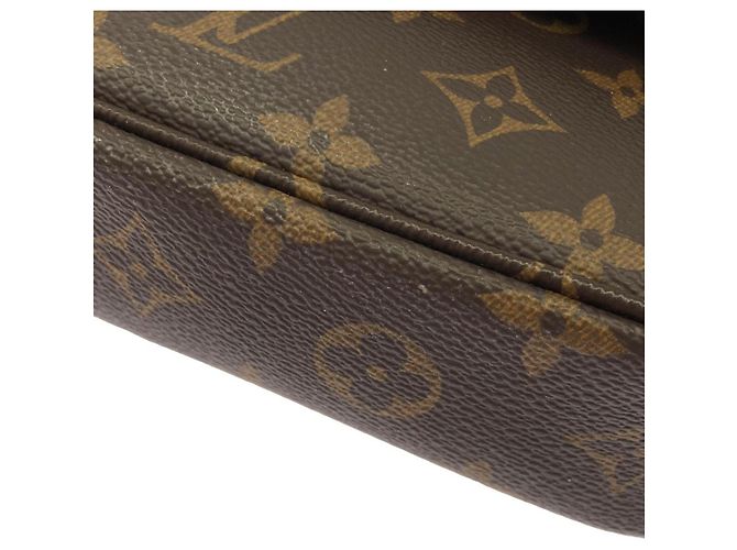 Borsa a Spalla Louis Vuitton Monogram Wallet on Chain Ivy M81911 Marrone Monogramma - vista 3