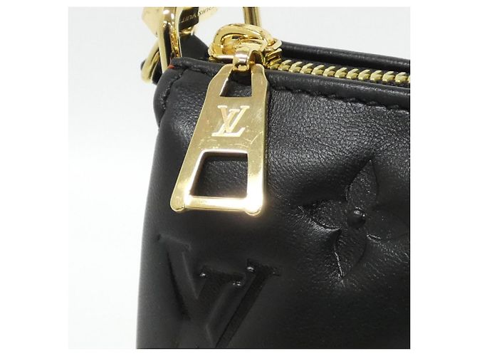 Borsa a Spalla Coussin BB Louis Vuitton Nero - vista 3