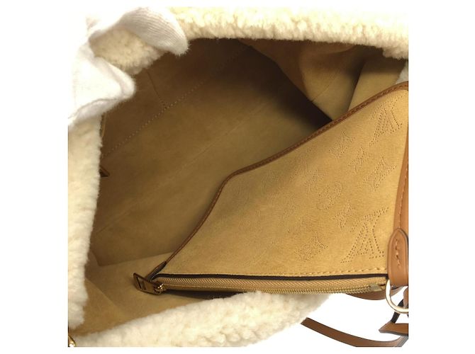 Borsa Louis Vuitton Mahina Carryall NM PM Beige - vista 5