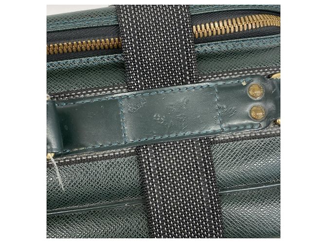 Borsa Boston Satellite 53 in Taiga Louis Vuitton - vista 9