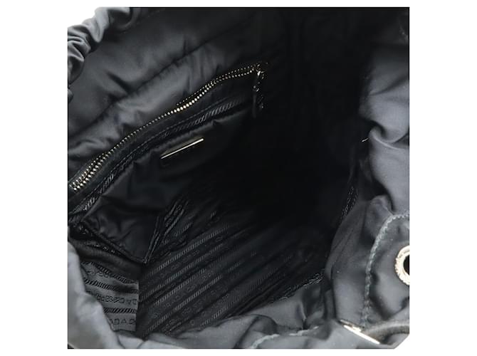 Prada Dreiecks-Rucksack Schwarz - Ansicht 8