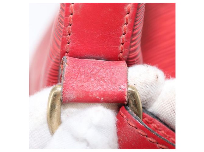 Noe Borsa Petit Noé Louis Vuitton in pelle Epi piccola Rosso - vista 6