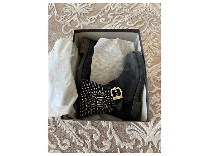 Roberto Cavalli Bottes en daim noir avec clous et boucle - vue 9