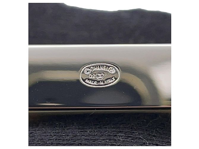 Charm per borsa Chanel Marchio Coco con lucchetto Bianco - vista 8