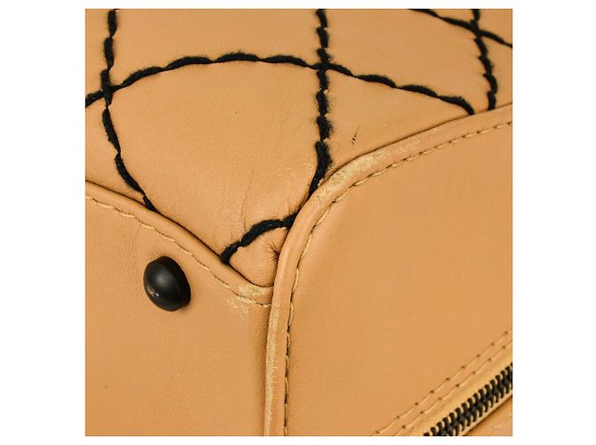 Chanel Wild Stitch Leder Tote Bag Beige - Ansicht 6