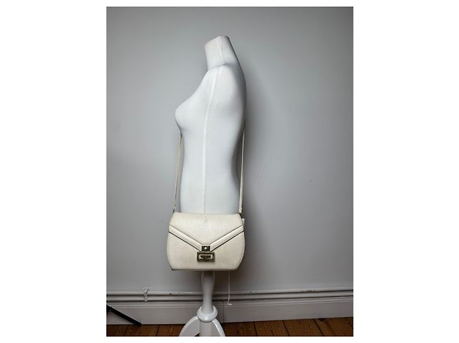 Vintage Givenchy GV3 Leder Umhängetasche / Schultertasche Weiß - Ansicht 4