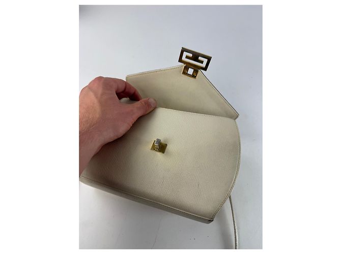 Vintage Givenchy GV3 Leder Umhängetasche / Schultertasche Weiß - Ansicht 7