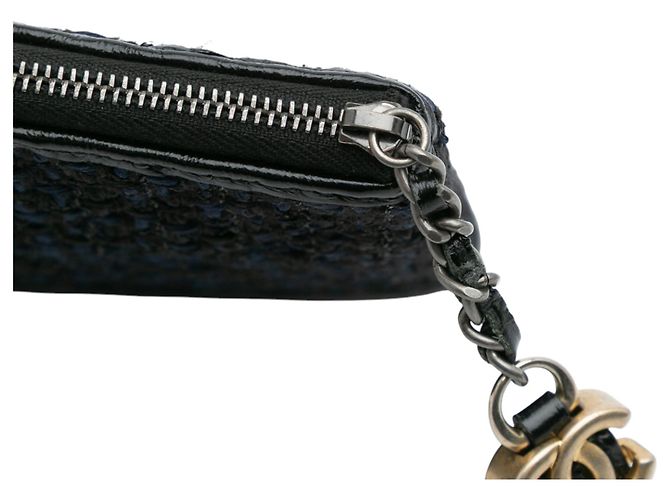 Chanel Medium Tweed y Cuero de ternera Gabrielle O Estuche Pochette Azul - vista 9