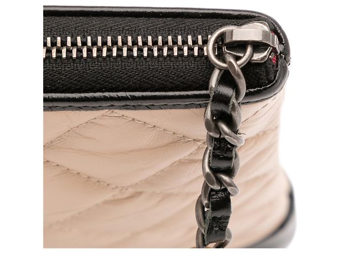 Chanel Grande Pelle di Vitello Invecchiata Gabrielle O Pochette Marrone - vista 7
