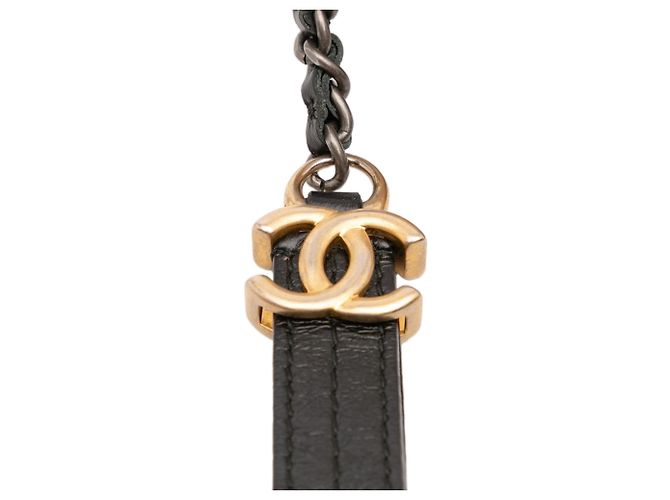 Chanel Grande Pelle di Vitello Invecchiata Gabrielle O Pochette Marrone - vista 8