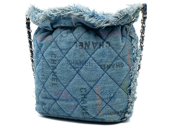 Chanel Medium Matelassé Jean Mood Bucket con catena Blu - vista 2