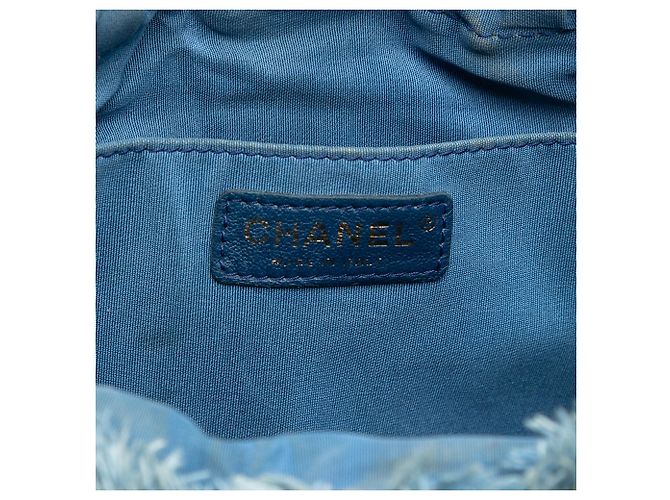 Chanel Medium Matelassé Jean Mood Bucket con catena Blu - vista 5