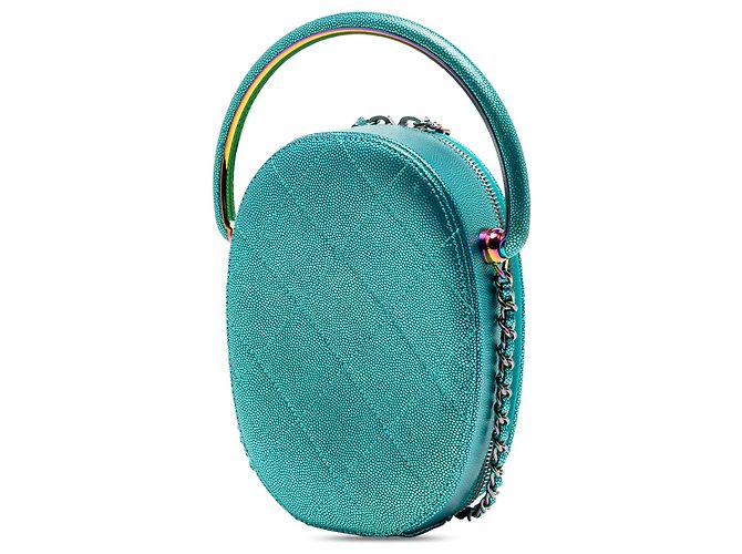 Chanel Matelassé Metallic Caviar Oval Camera Bag mit Regenbogen-Hardware Blau - Ansicht 2