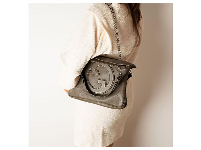 Gucci Borsa hobo in pelle Blondie piccola taupe - vista 3