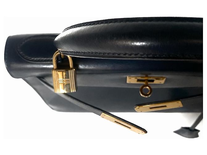 Hermès Kelly 28 Sellier Box-Leder Mitternachtsblau Goldene Hardware Marineblau - Ansicht 13