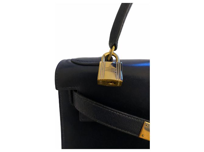 Hermès Kelly 28 Sellier Box-Leder Mitternachtsblau Goldene Hardware Marineblau - Ansicht 15