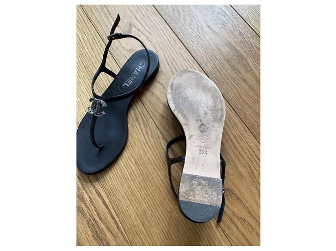 Schwarze Chanel Sandalen mit Kristallen - Ansicht 8