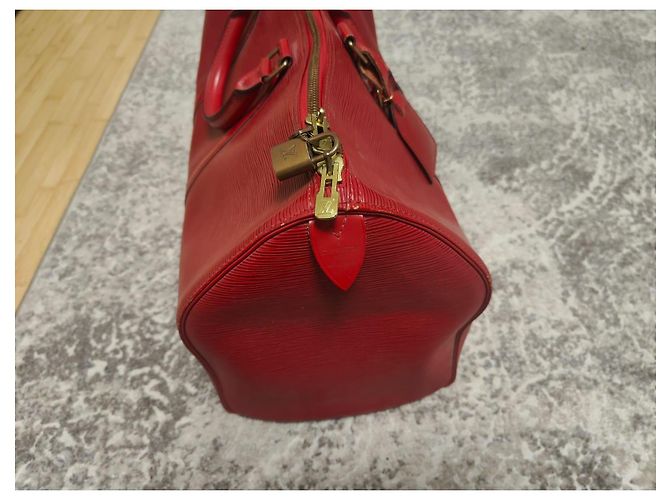 Keepall Epi tiene tutto Louis Vuitton Rosso - vista 2