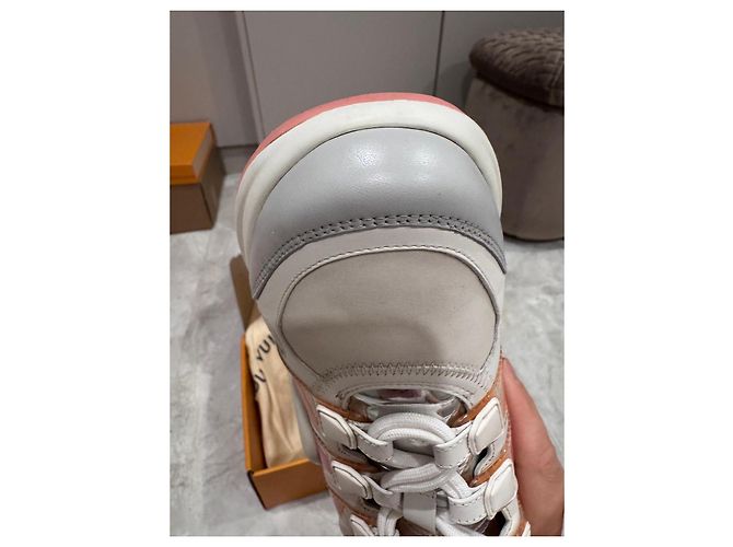 Sneaker Archlight Louis Vuitton Rosa Bianco Arancione Grigio Metallico - vista 6