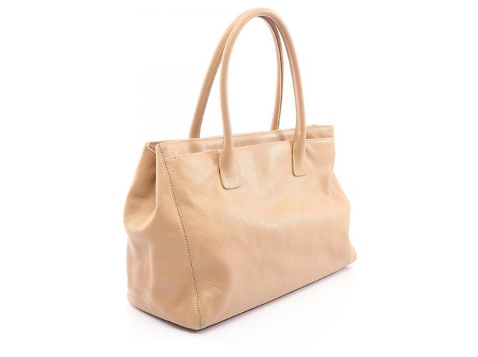 Executive Bolsa Executiva Chanel em Couro Bege - vista 2