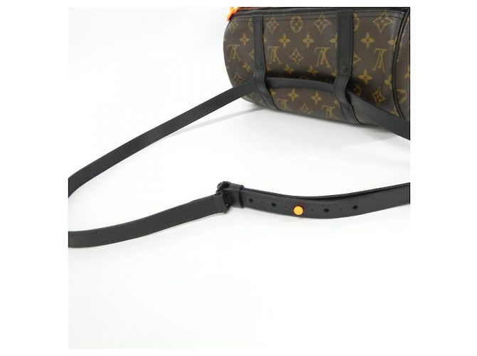 Borsa a Spalla Louis Vuitton Monogram Solar Ray Mini Polochon M44479 Marrone Nero - vista 6
