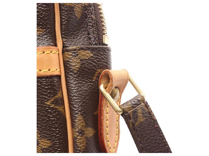 Borsa a Spalla Monogram Danube di Louis Vuitton Marrone - vista 12