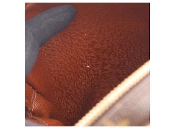 Borsa a Spalla Monogram Danube di Louis Vuitton Marrone - vista 7