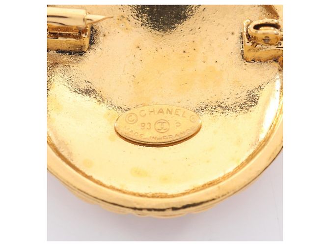 Spilla Matelassé Coco Mark di Chanel D'oro - vista 3