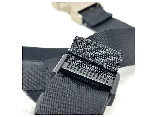 Borsa a tracolla Prada MV563 in nylon nero - vista 10