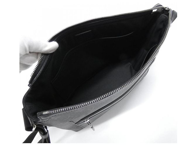 Borsa a spalla Messenger PM Monogram Eclipse Odyssey di Louis Vuitton Nero - vista 6