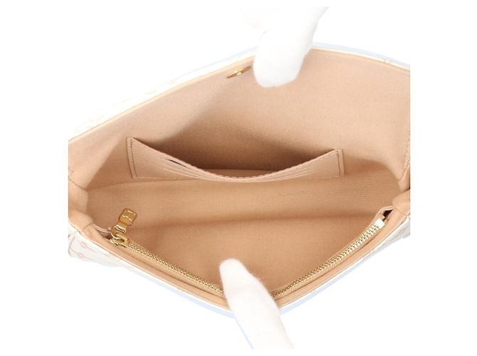 Borsa a tracolla Louis Vuitton Ivy Monogram Dune Wallet on Chain Bianco Beige - vista 8