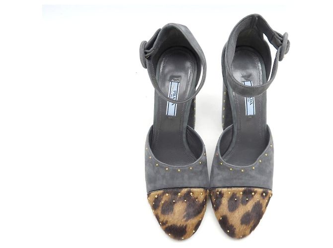 NUOVE SCARPE CON TACCO PRADA CON CINTURINI 40 IN CAMOSCIO E PELLE DI LEOPARDO Grigio - vista 10